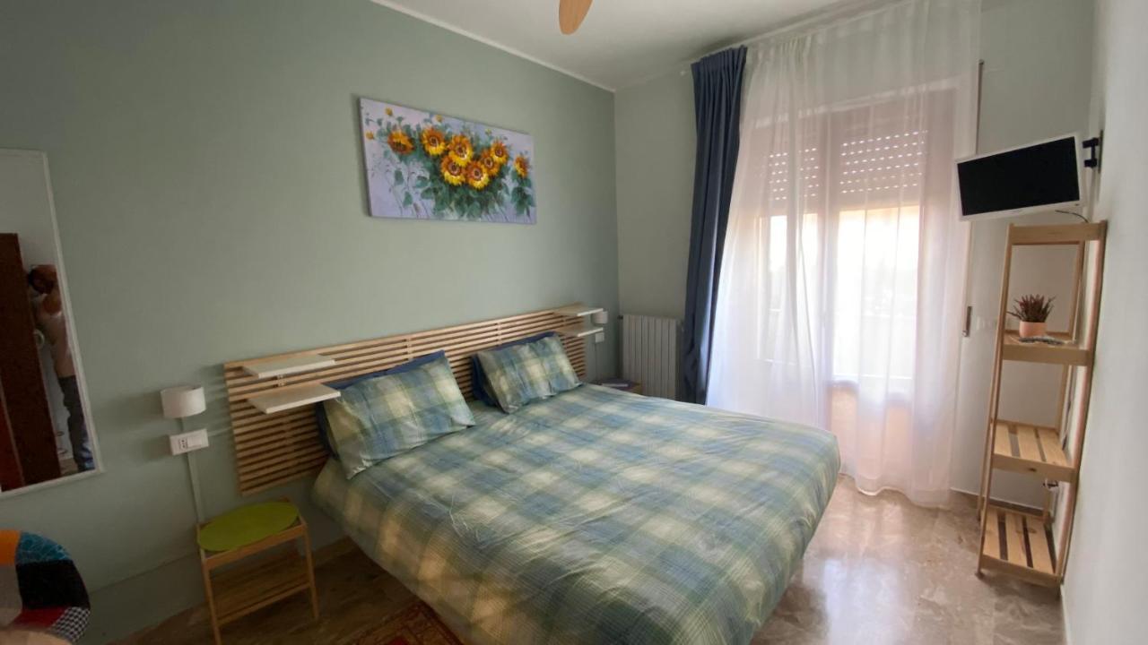 Il Girasole Bed and Breakfast Basciano Exteriör bild
