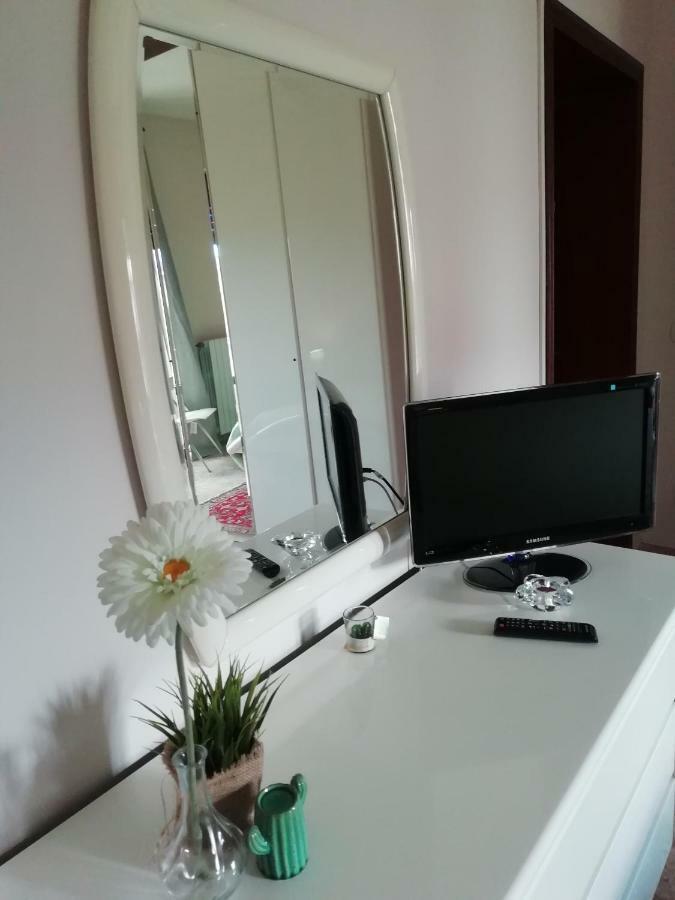 Il Girasole Bed and Breakfast Basciano Exteriör bild