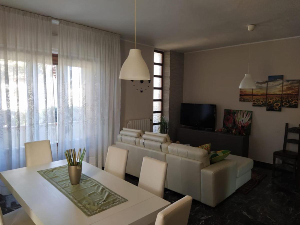 Il Girasole Bed and Breakfast Basciano Exteriör bild